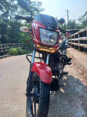 TVS Metro Plus 2020 Red