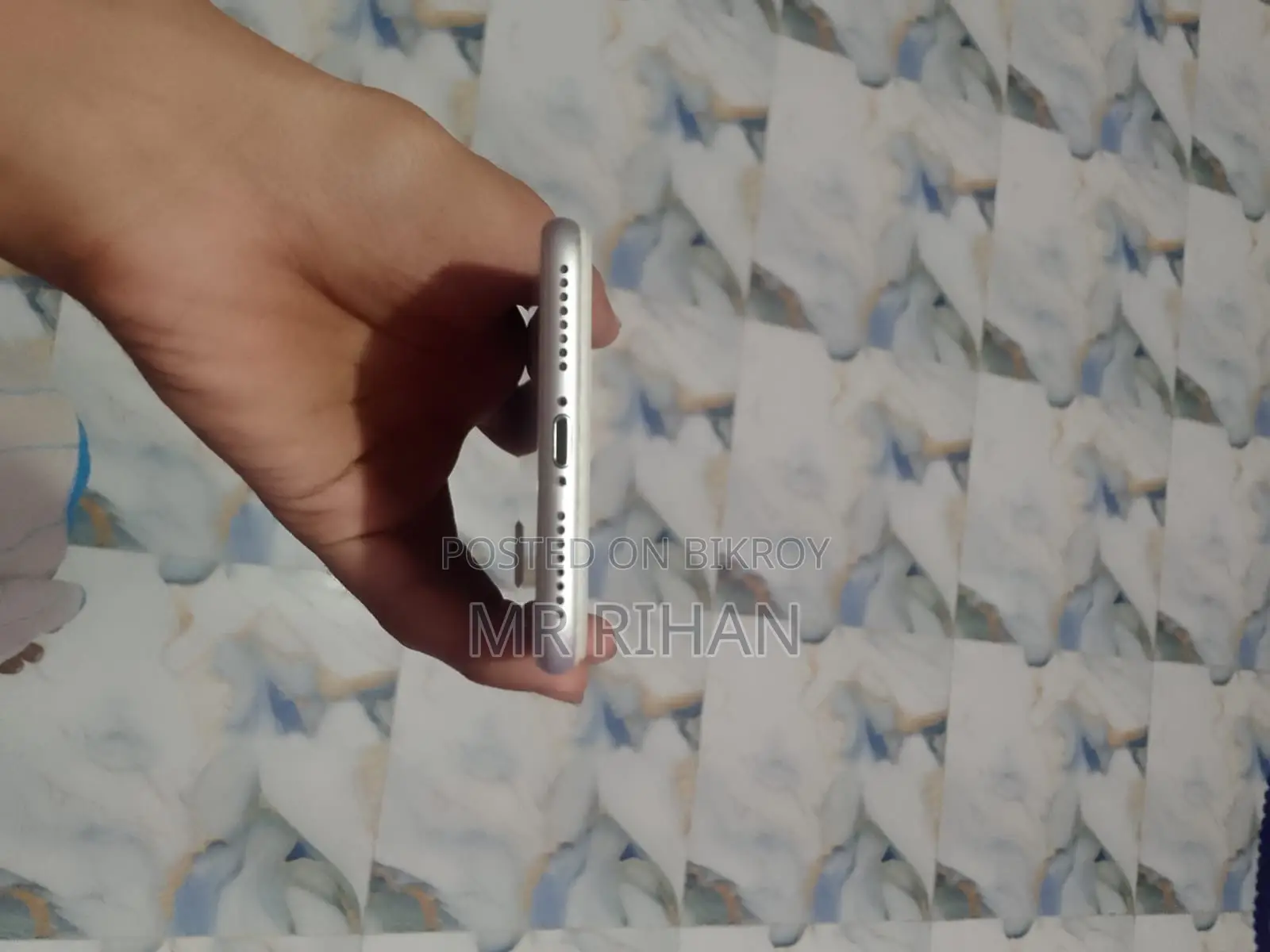 Apple iPhone 8 Plus 64 GB White
