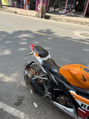 হোন্ডা সিবিআর ২০১৯ ইয়েলো