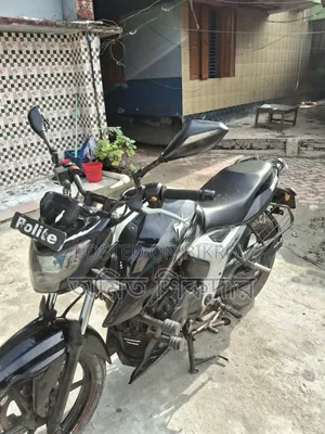 টিভিএস আপাচি আরটিআর ১৬০ ৪ভি ২০১৯ ব্ল্যাক