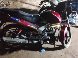 Mahindra Centuro 2017 Pink