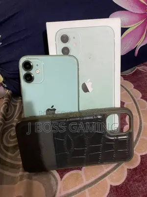 Apple iPhone 11 64 GB Purple