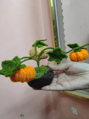 Crochet Pumkin Tree