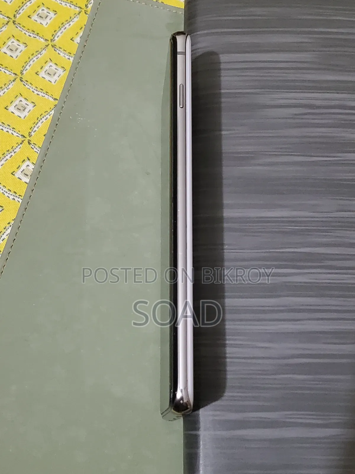 স্যামসাং গ্যালাক্সি এস১০ ১২৮ জিবি সাদা