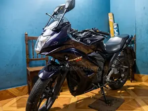 সুজুকি জিক্সার এসএফ ২০১৯ ব্ল্যাক