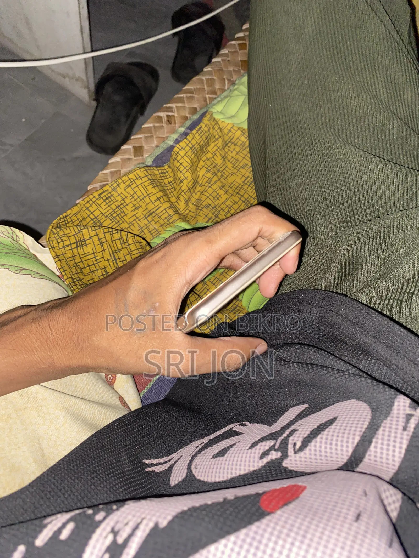 স্যামসাং গ্যালাক্সি জে৭ ৩২ জিবি গোল্ড
