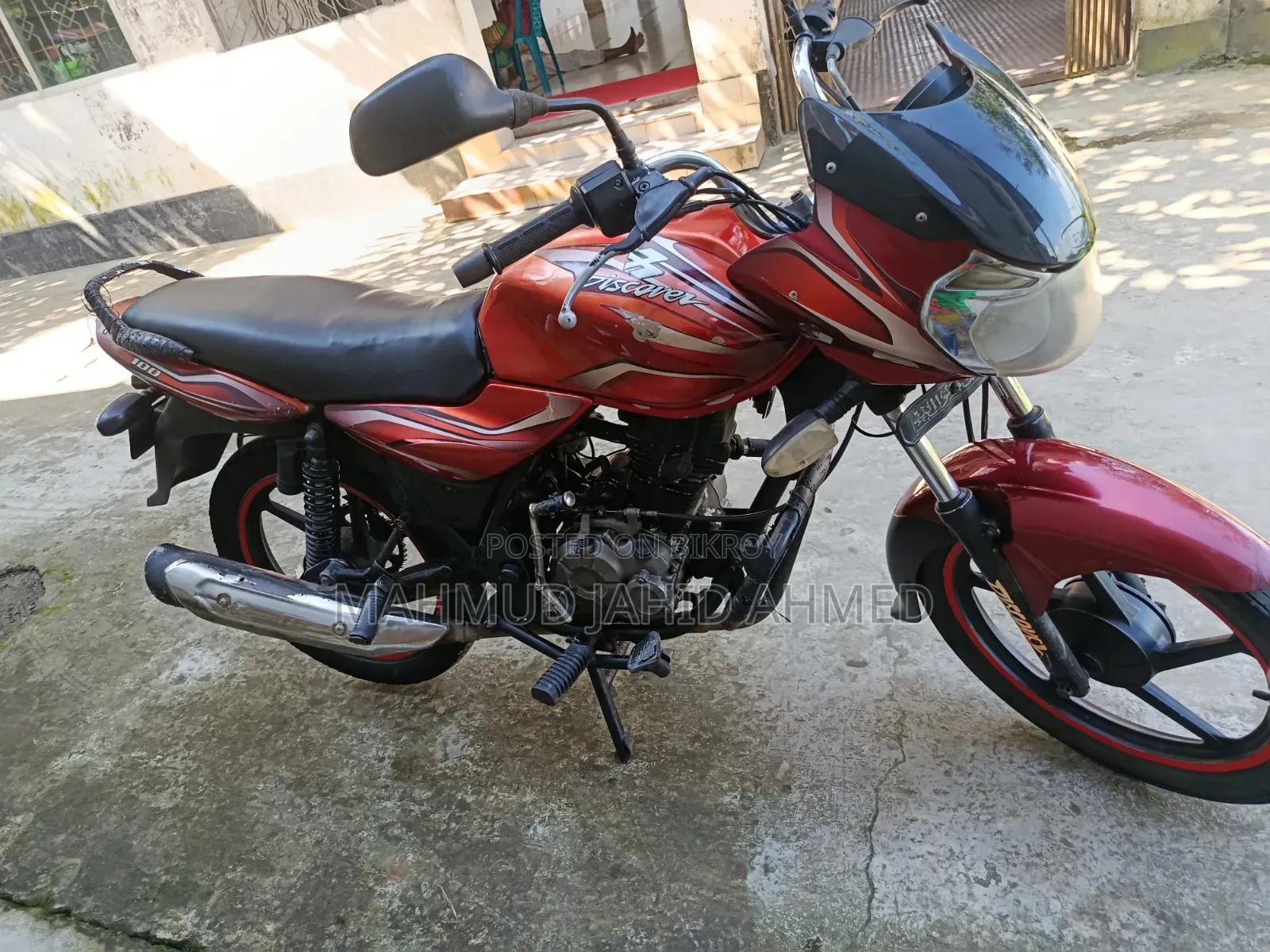 Bajaj Discover 100 2012 Red