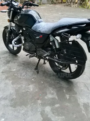 বেনেলি ২০১৯ কালো