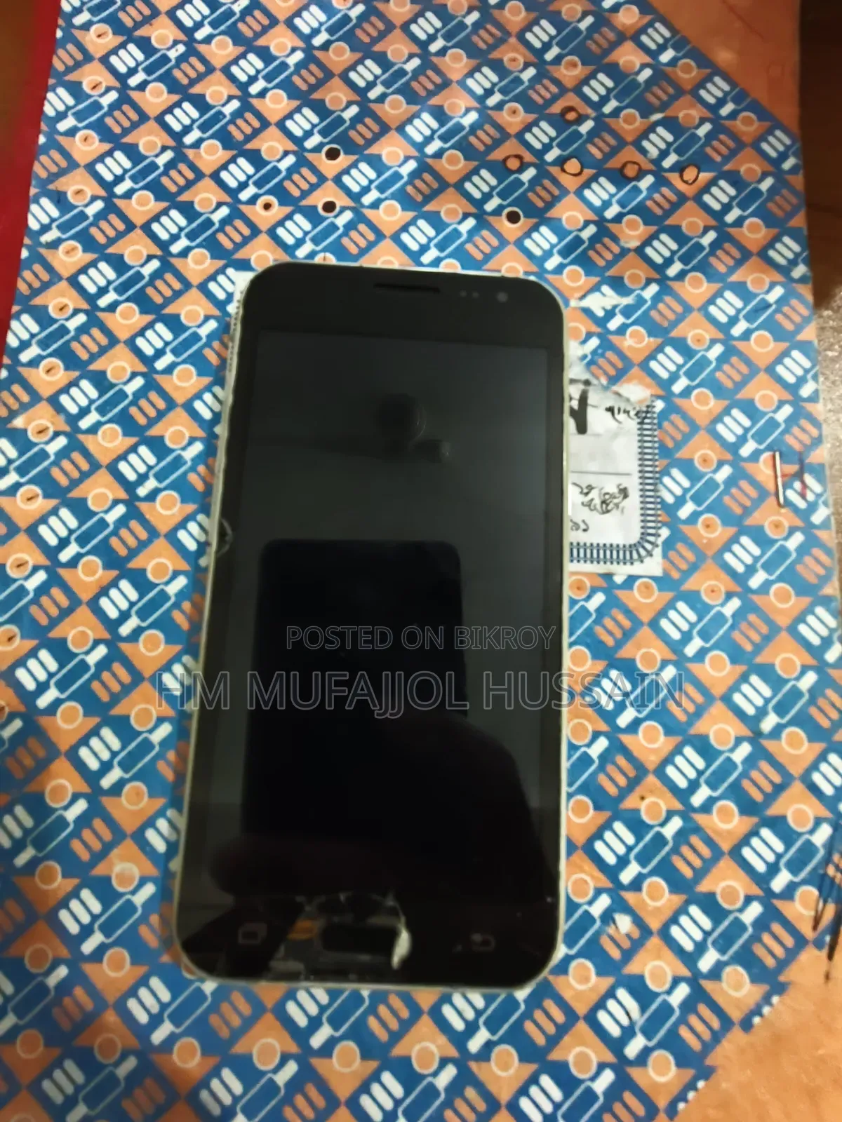 Samsung Galaxy J2 8 GB Black