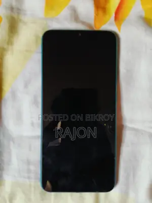 Mobile Phone 32 GB Green