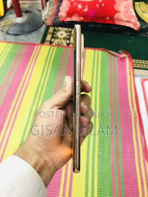 Vivo V40e 128 GB Gold