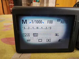 ক্যানন ৭০০ডি ক্যামেরা নো লেন্স