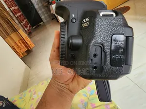ক্যানন ৭০০ডি ক্যামেরা নো লেন্স