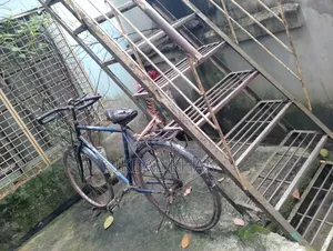 বাইসাইকেল বিক্রির জন্য। প্রয়োজন হলে যোগাযোগ করুন...