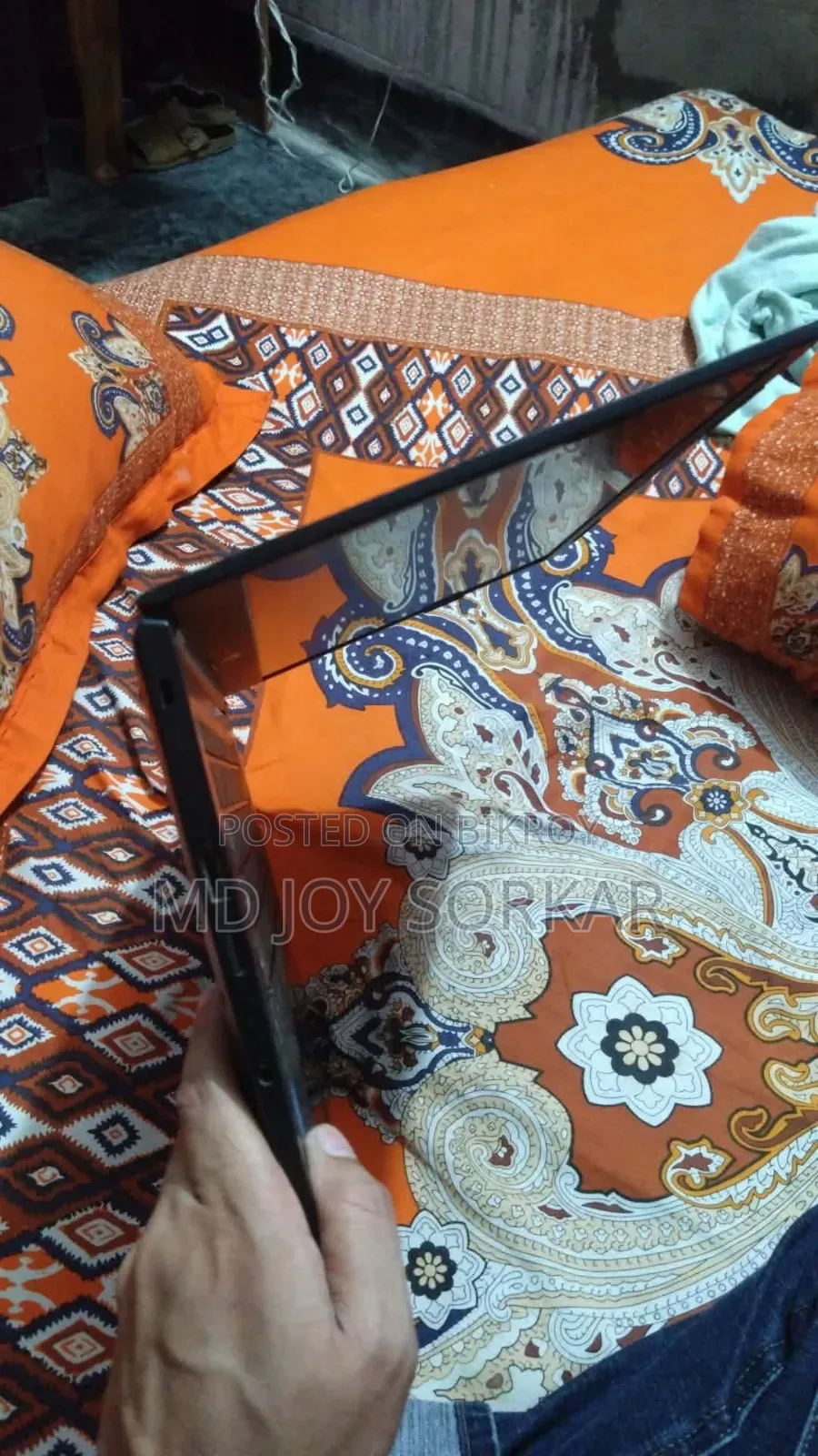 ল্যাপটপ ৮ জিবি ইন্টেল সেলেরন এসএসডি ২৫৬ জিবি