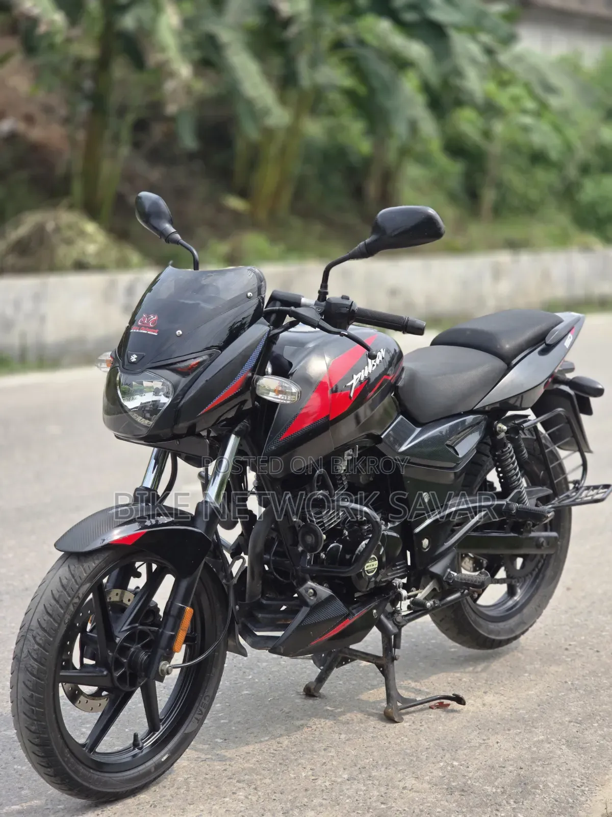 Bajaj Pulsar 150 2025 Black
