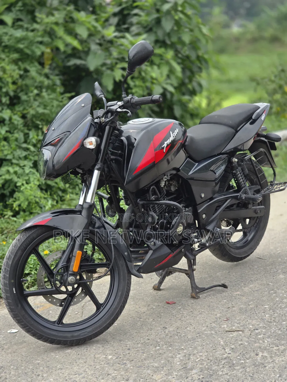 Bajaj Pulsar 150 2025 Black
