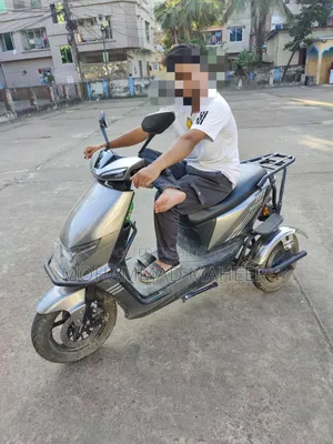 রেভিউ সি৩২ ২০২৬ কালো