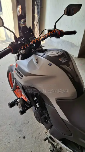 Yamaha FZS V4 2025 White