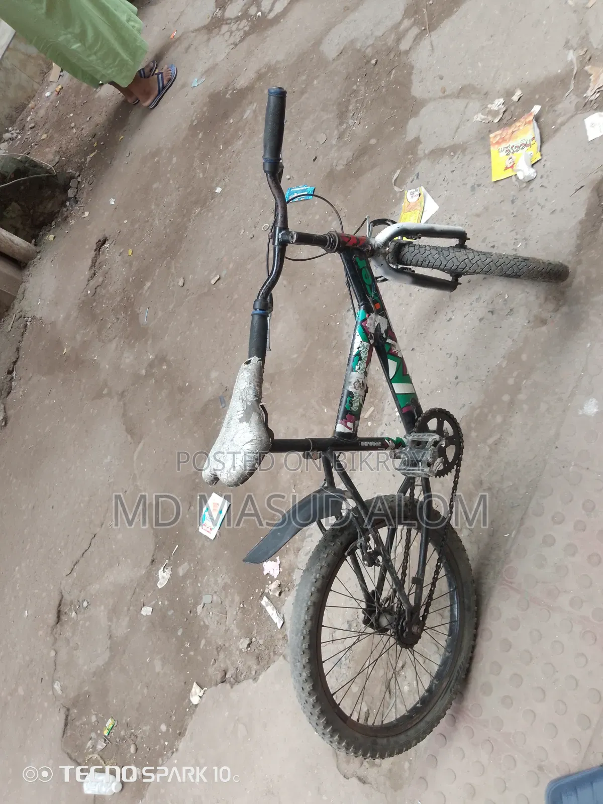 সাইকেল টি বাচ্চারা চালাতে পারবেন। ব্যবহৃত।