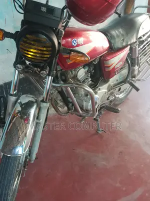বাজাজ বক্সার ২০০০ লাল
