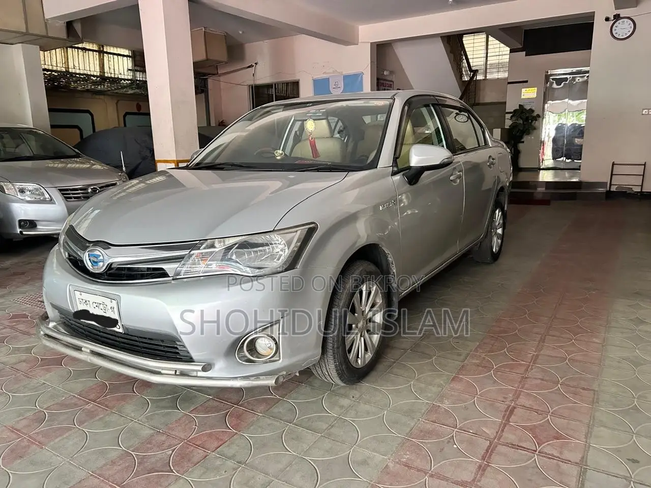 Toyota Axio 2013 Silver