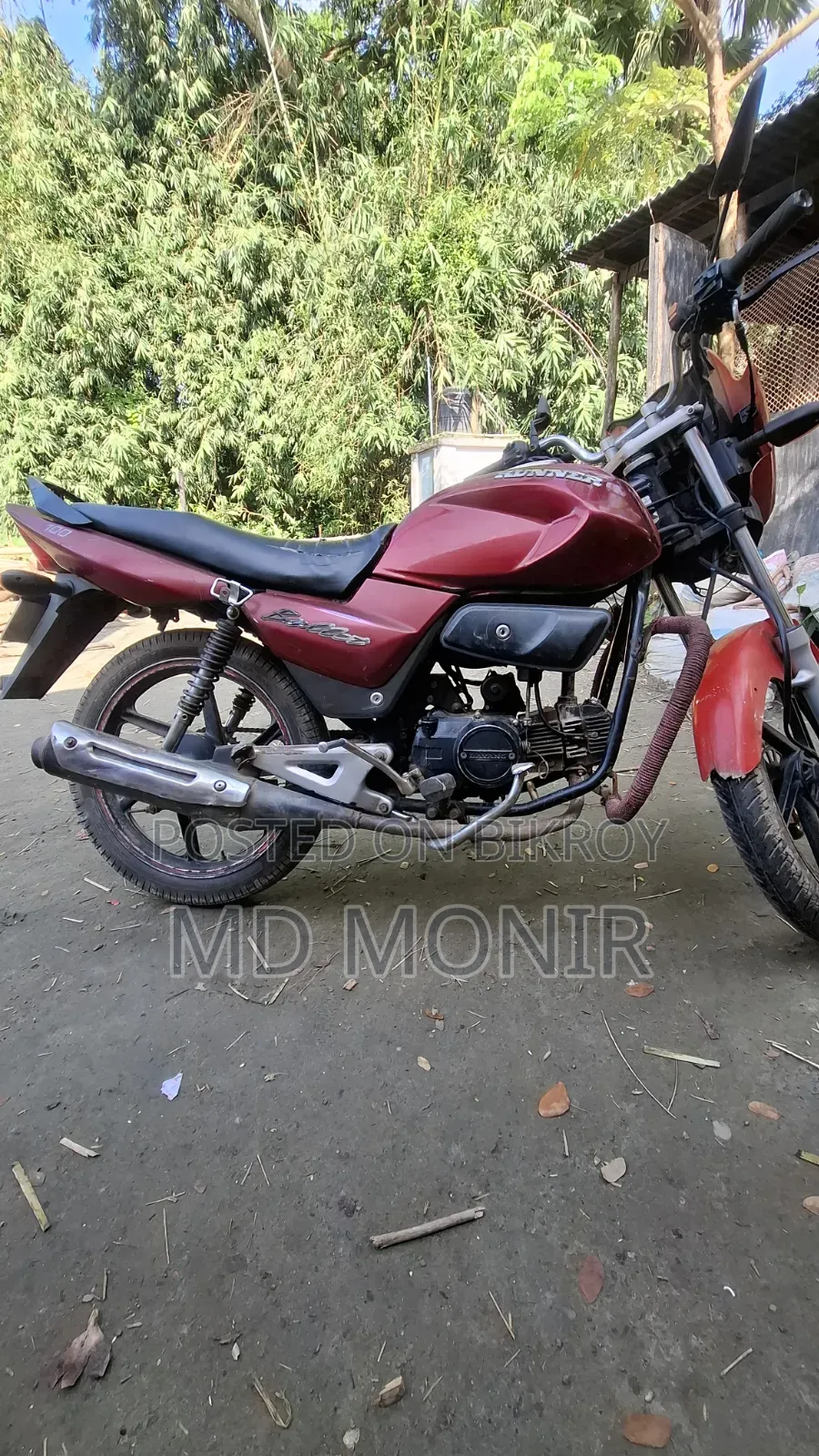 রানার বুলেট ১০০ ২০১৬ রেড