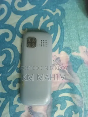 মার্শাল সাদা