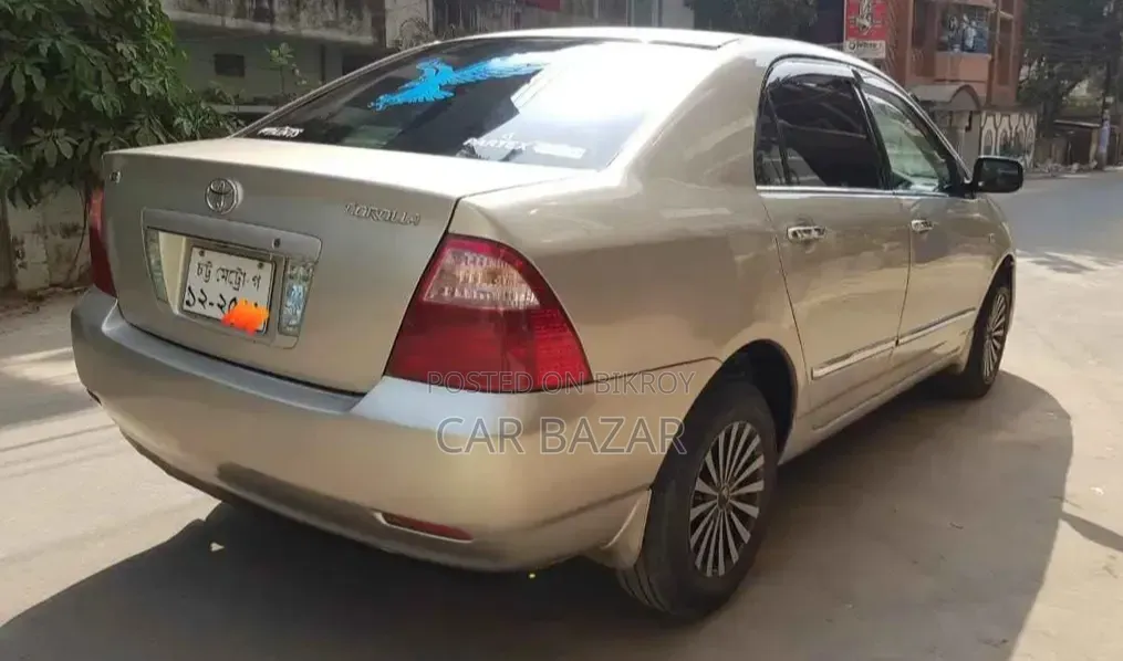Toyota Corolla Sedan 2004 Gold