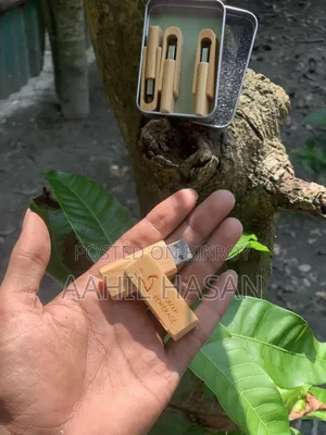 64GB Unique Wooden Design Pendrive