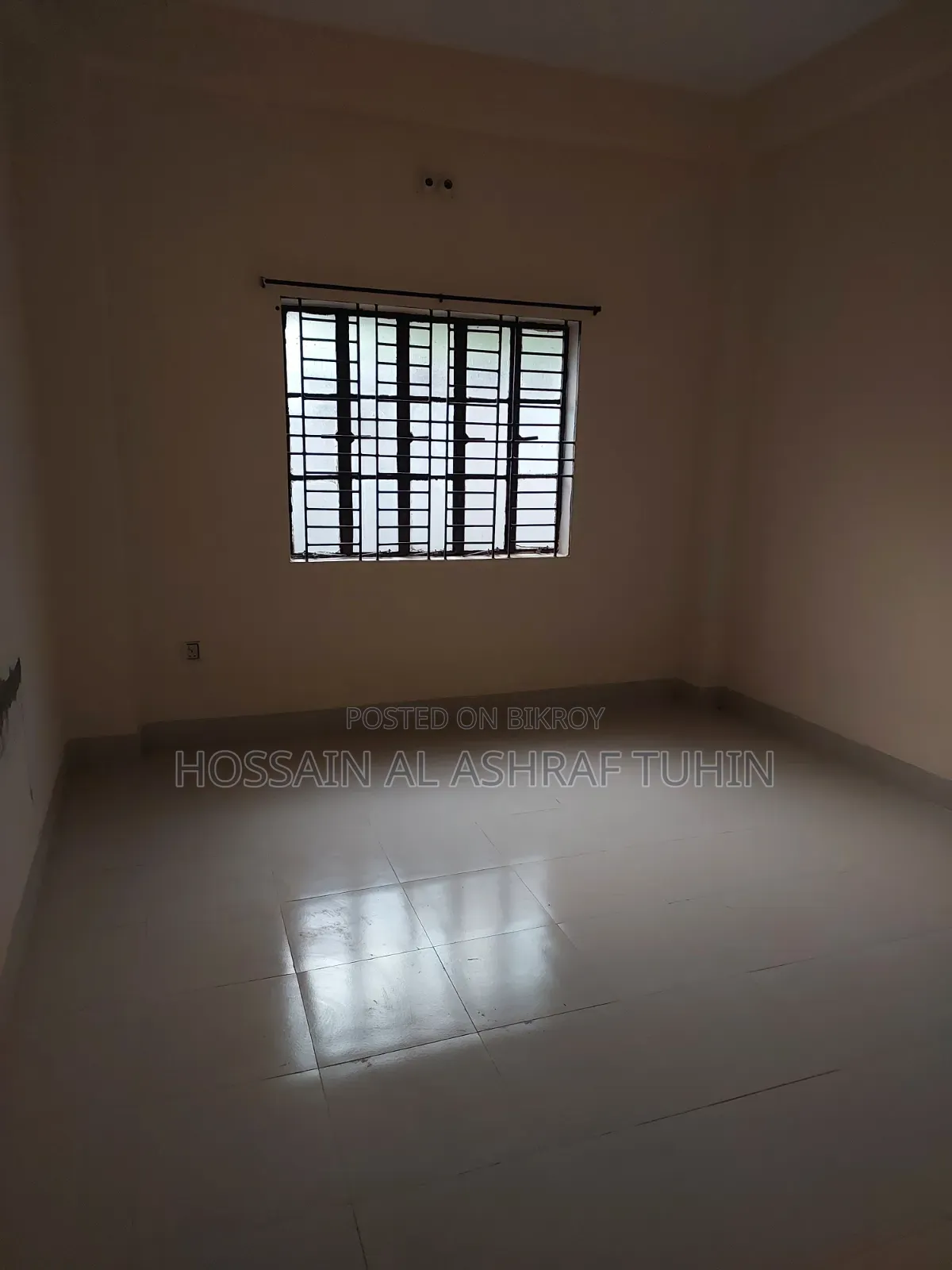 3-Bedroom Apartment in Swapnobilas, Halishahar for Rent