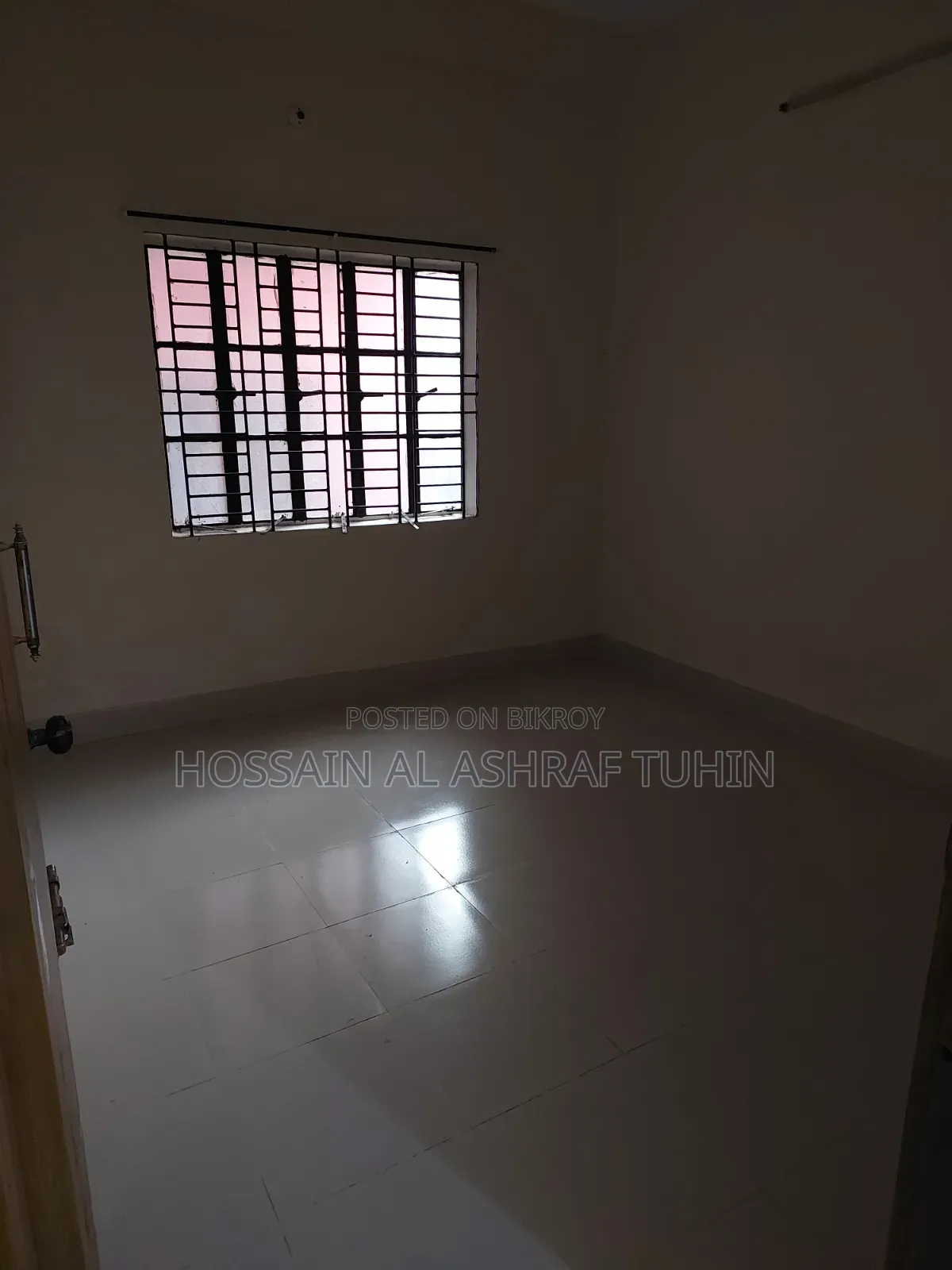 3-Bedroom Apartment in Swapnobilas, Halishahar for Rent