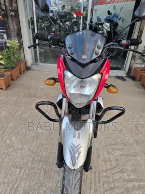 ইয়ামাহা এফজেড ২০১৬ লাল