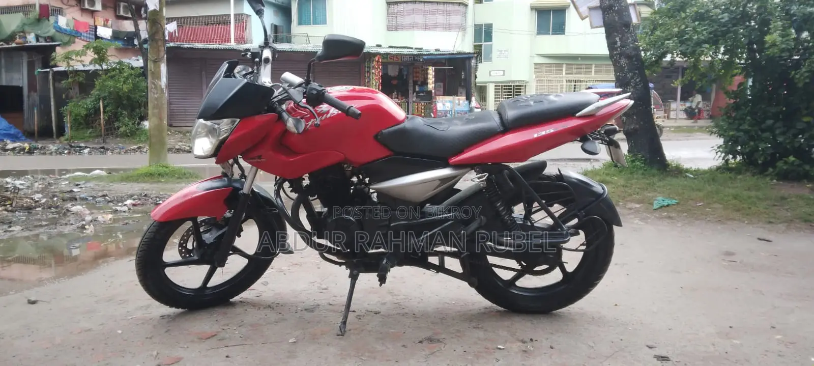 Bajaj Pulsar 135 LS 2011 Red