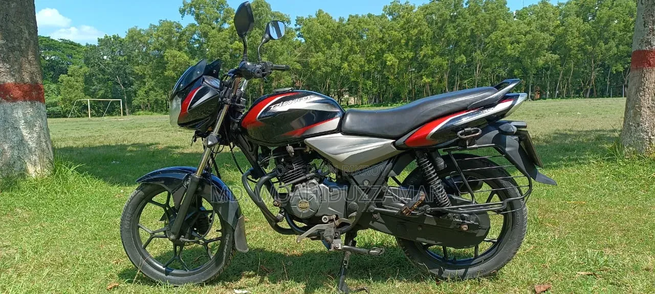Bajaj Discover 125 2018 Black