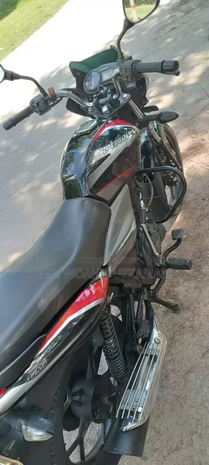 Bajaj Discover 125 2018 Black