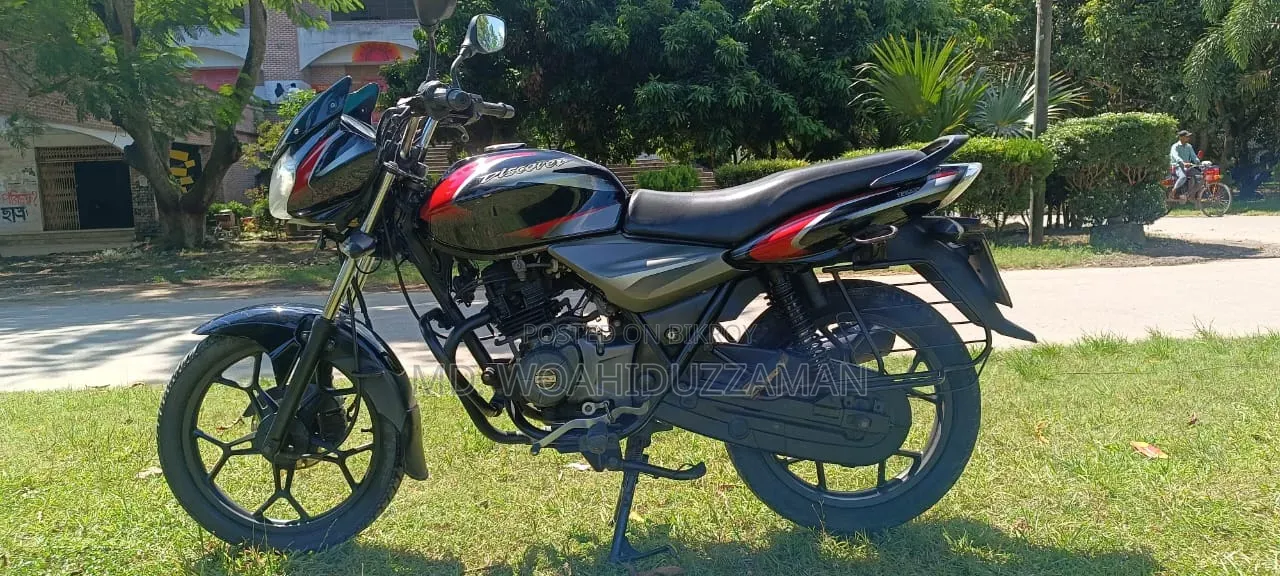 Bajaj Discover 125 2018 Black