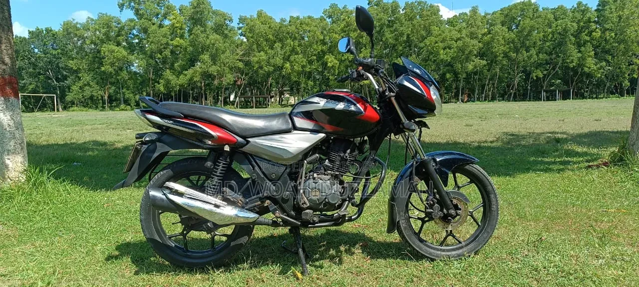 Bajaj Discover 125 2018 Black