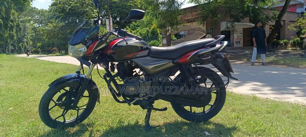 Bajaj Discover 125 2018 Black