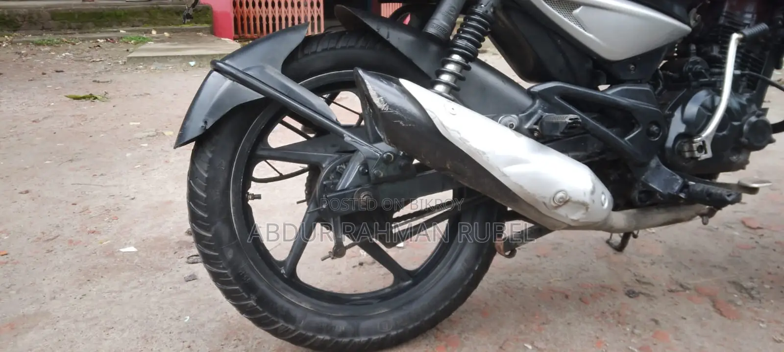 Bajaj Pulsar 135 LS 2011 Red