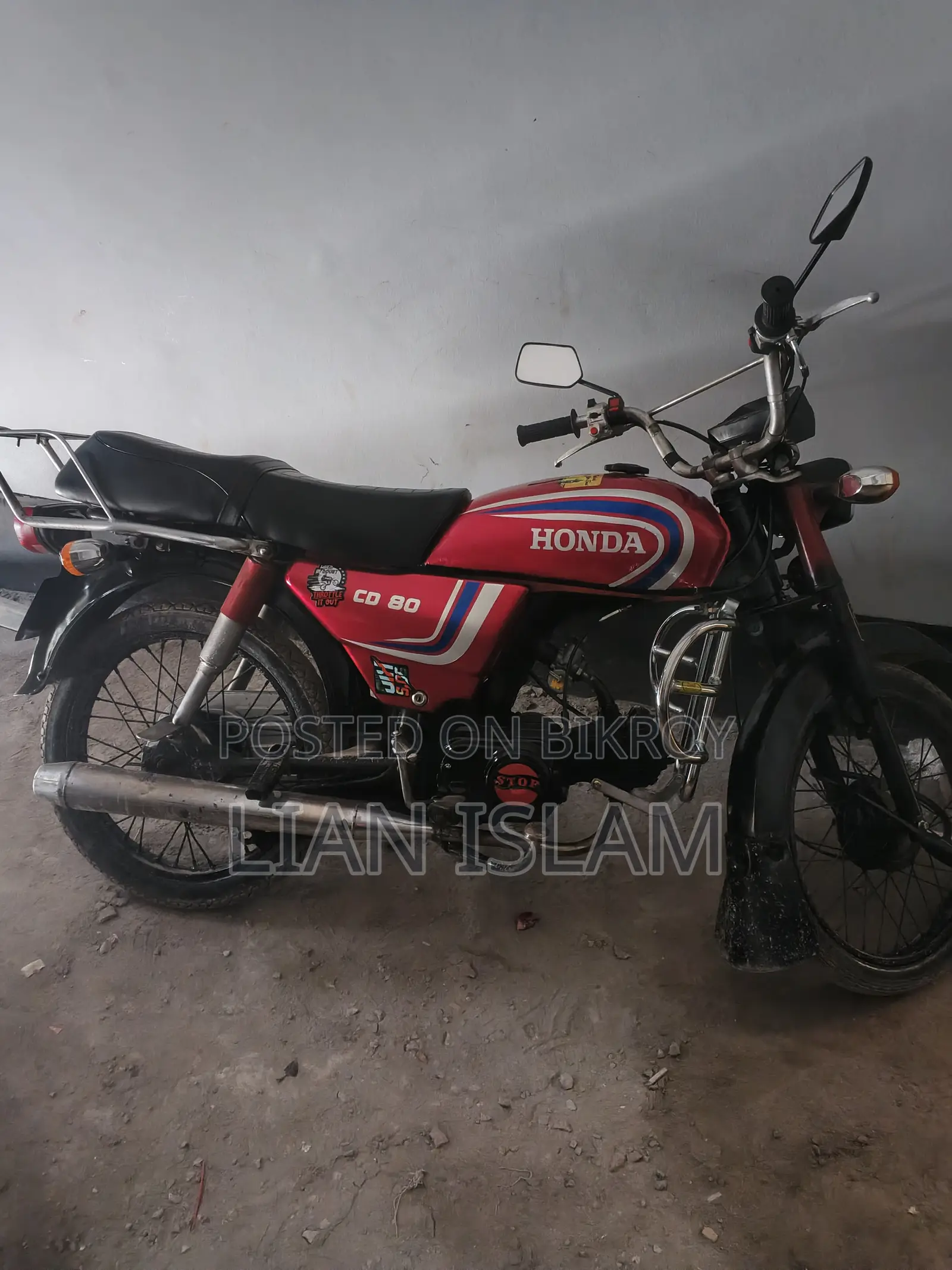 হোন্ডা ২০০৩ লাল
