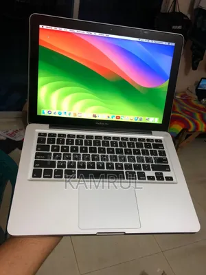 Apple MacBook 8GB Intel Core i5 HDD 512GB Laptop