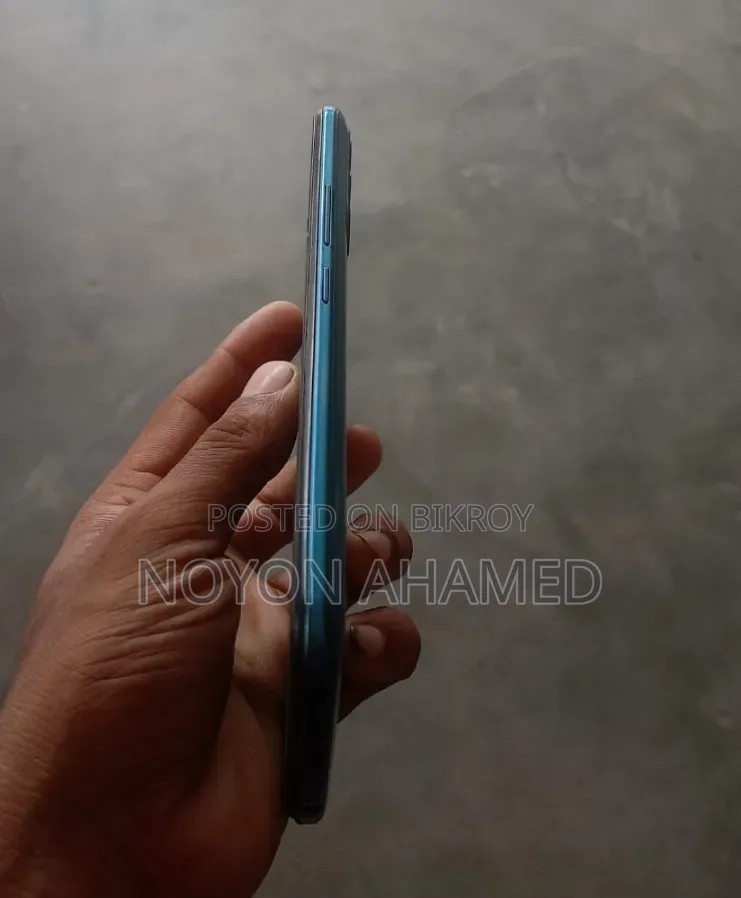 আইটেল ভিশন ৩ টার্বো ৬৪ জিবি নীল