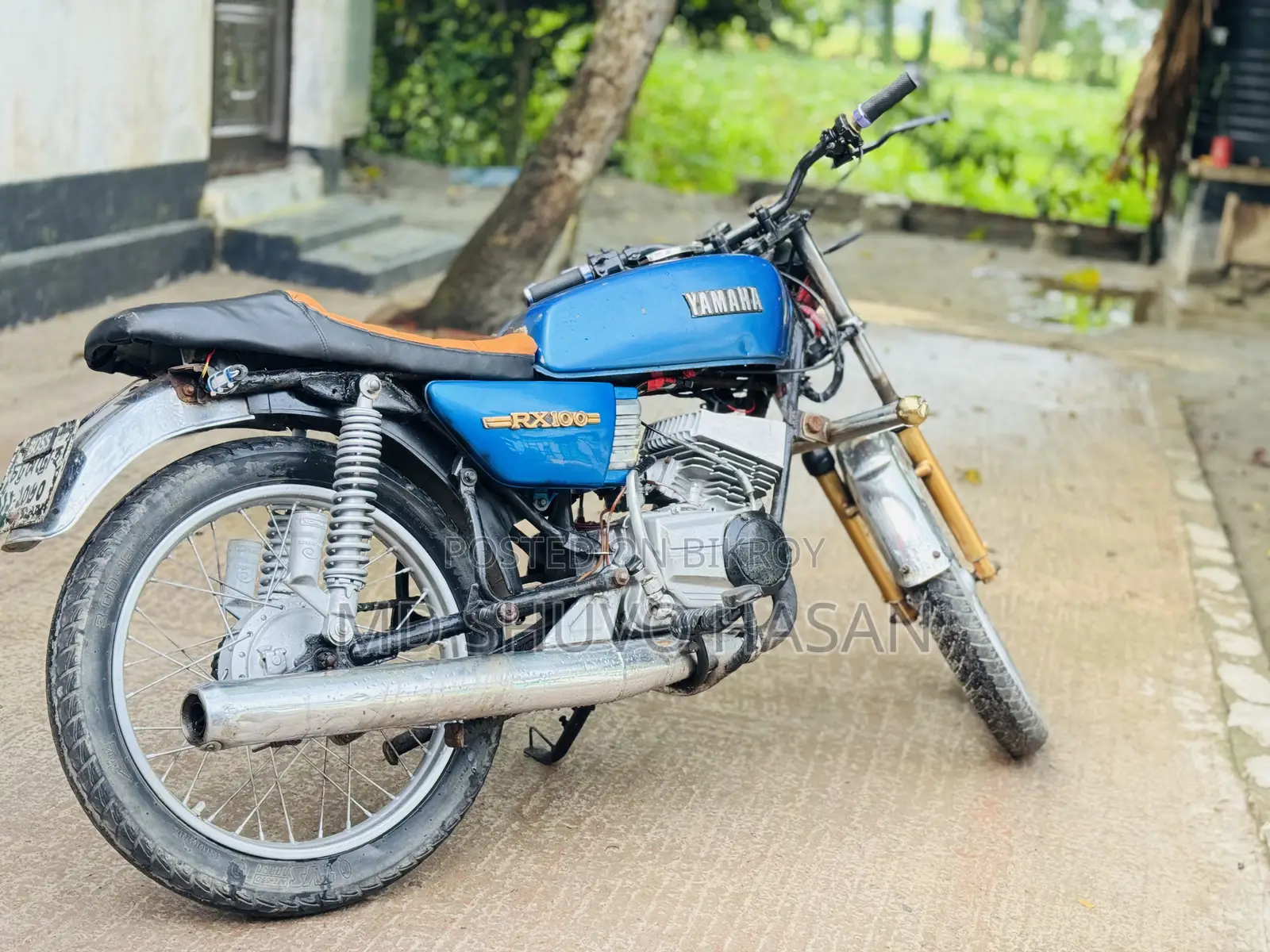 Yamaha 1980 Blue