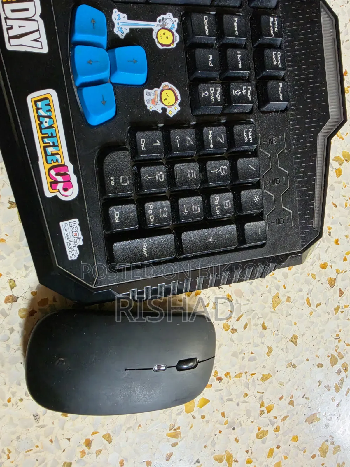 ডেস্কটপ কিবোর্ড এবং মাউস