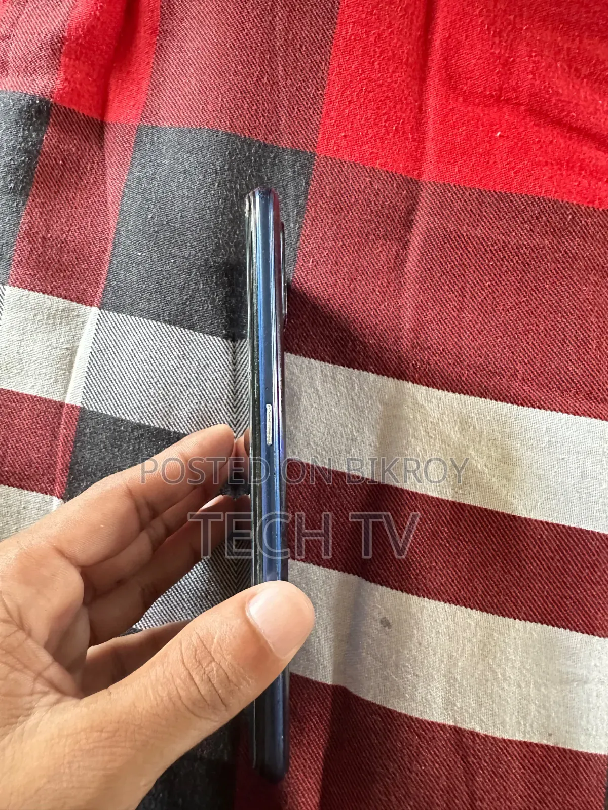 রিয়েলমি ৭ প্রো ১২৮ জিবি ব্লু