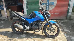 হিরো থ্রিলার ১৬০আর ২০২১ ব্লু