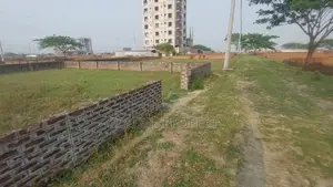 K Block Lake View Corner Plot Sale 7.26 Katha