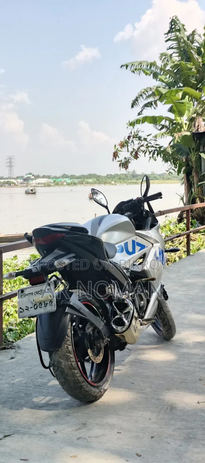 Suzuki Gixxer 2021 Silver