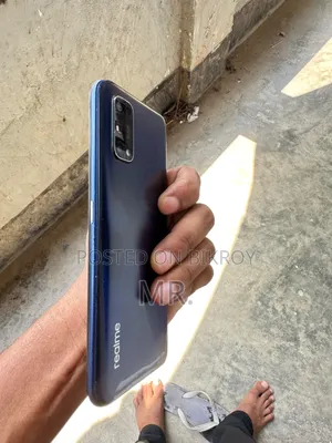 রিয়েলমি ৭ প্রো ১২৮ জিবি ব্লু